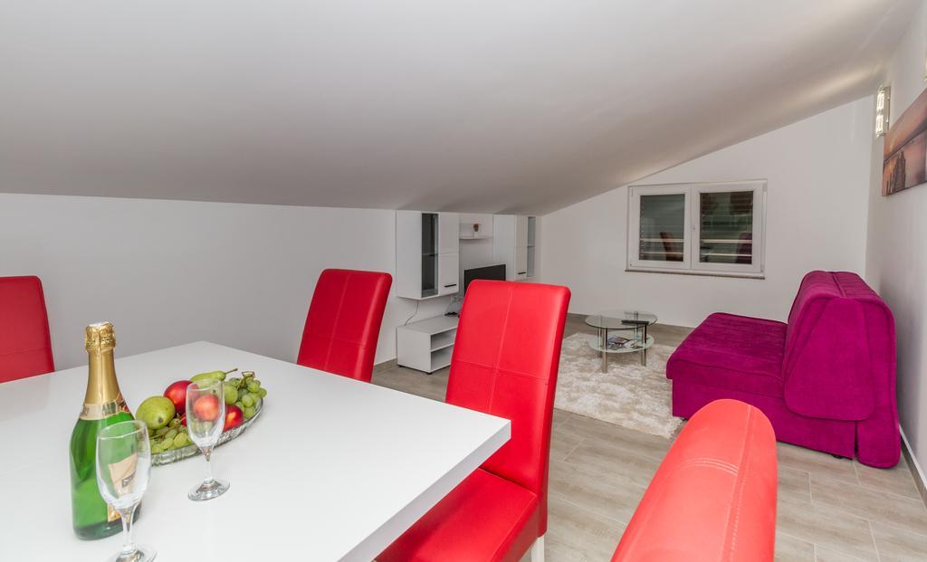 Apartments Villa-Ines Center 沃迪切 外观 照片