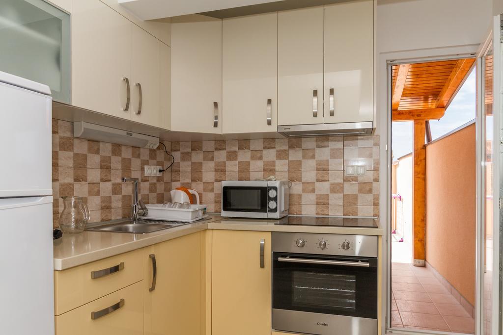 Apartments Villa-Ines Center 沃迪切 外观 照片