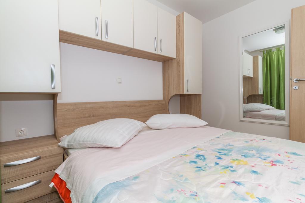 Apartments Villa-Ines Center 沃迪切 外观 照片