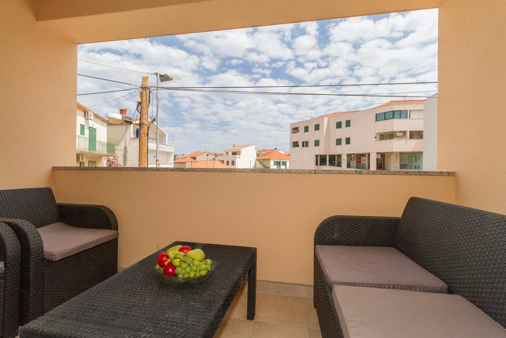 Apartments Villa-Ines Center 沃迪切 外观 照片