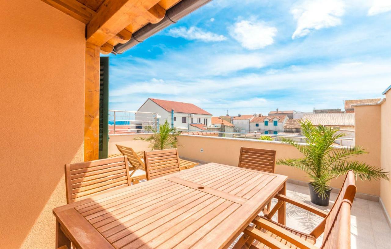 Apartments Villa-Ines Center 沃迪切 外观 照片